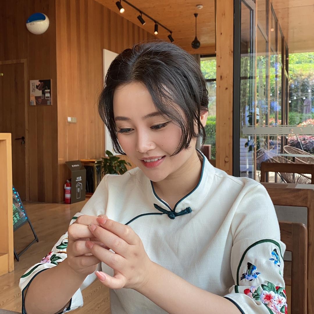 大头兔兔