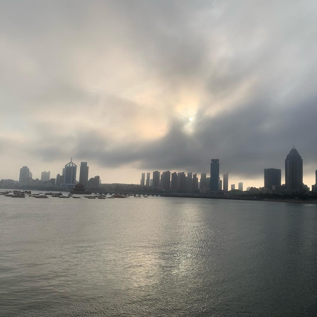 小时代看梁山伯与猪硬来揍八十万萝莉总教头