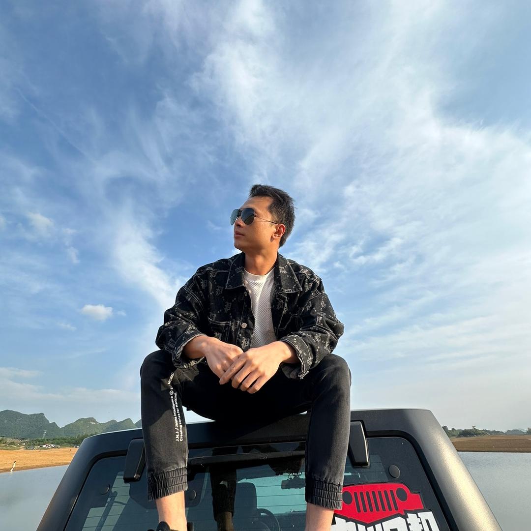 贵阳百尼诗曼门窗厂。梁文