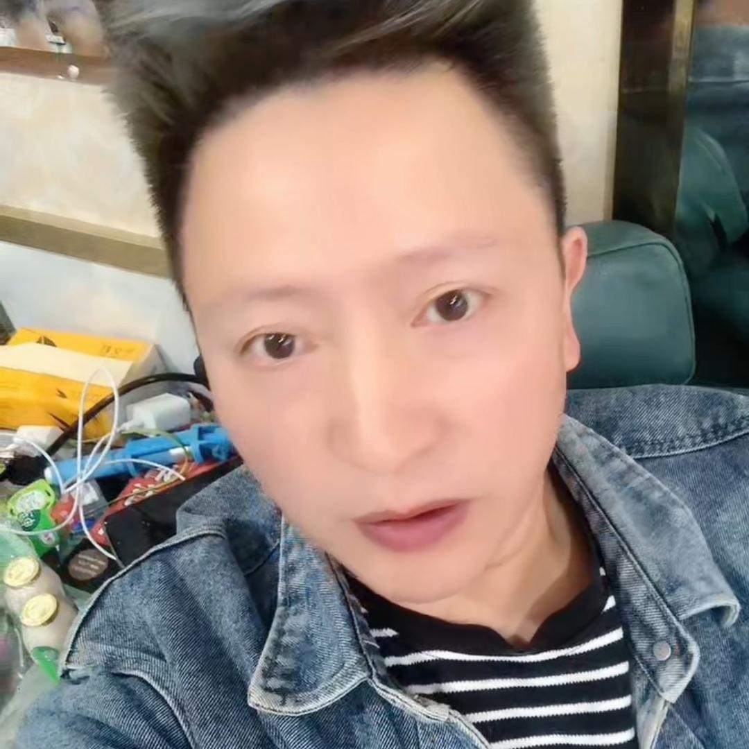 托尼哥【美丽人生专业烫染】