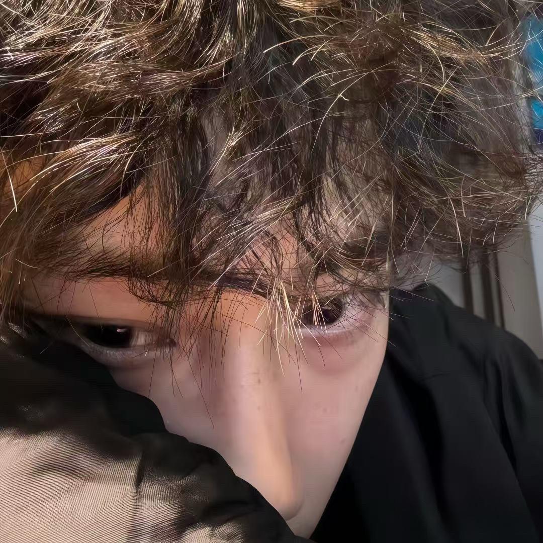 弋黎Elyar_