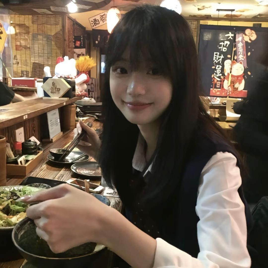 雯雯雯-