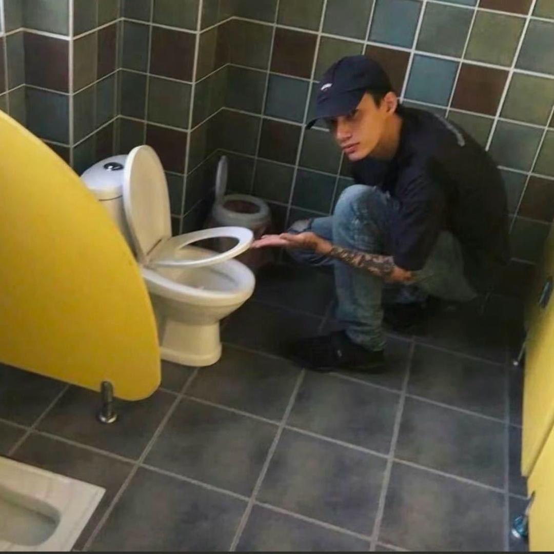 哇哦、