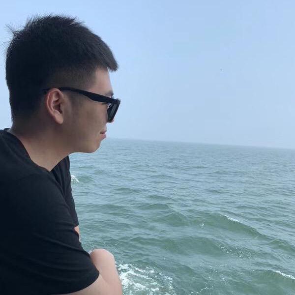 俗 人𓁋