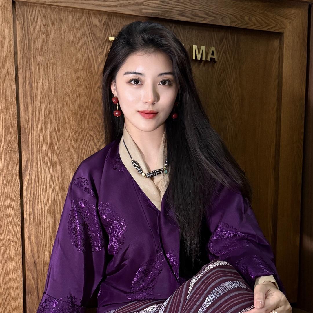 美拉西·扎格玛服装号