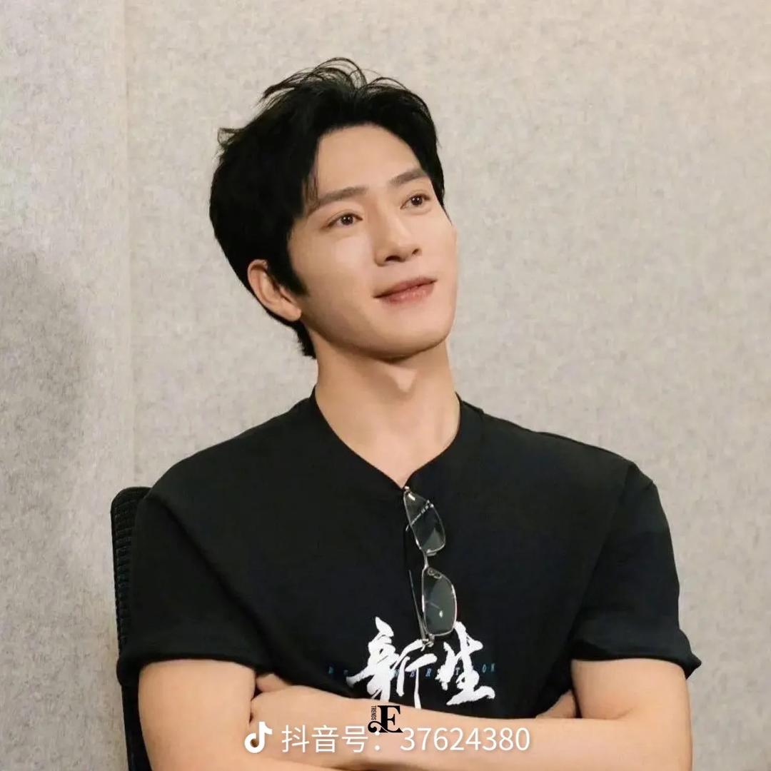 少小离家老大回