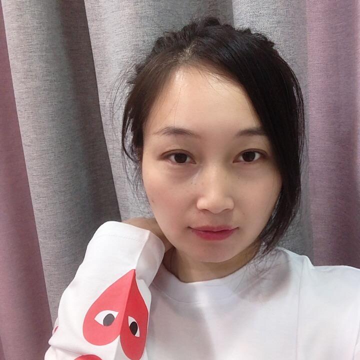 水中的花蝴蝶🦋