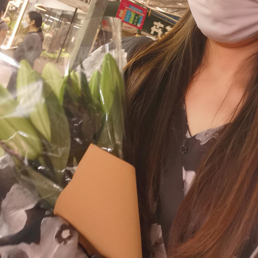 甯