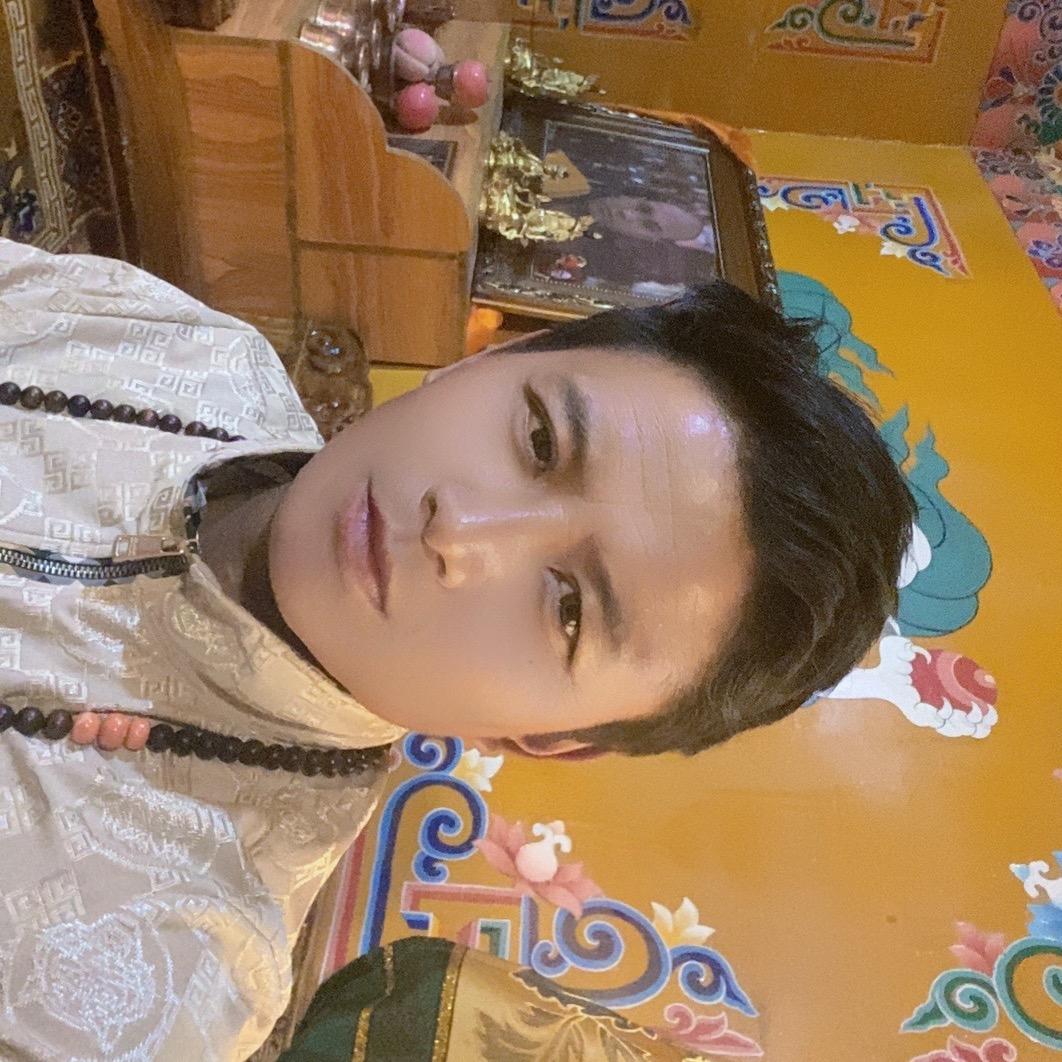降巴益西🦫