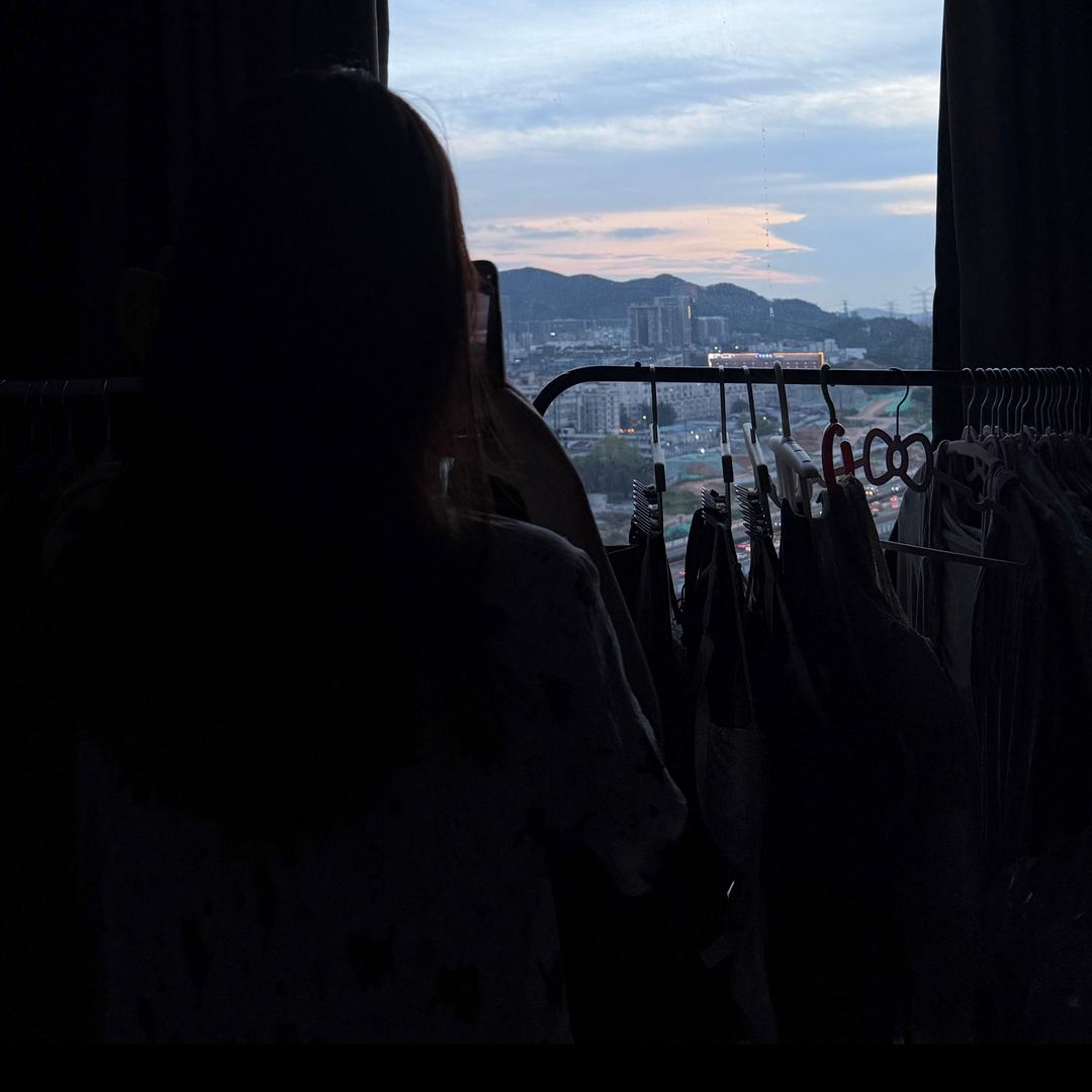张张张婧仪