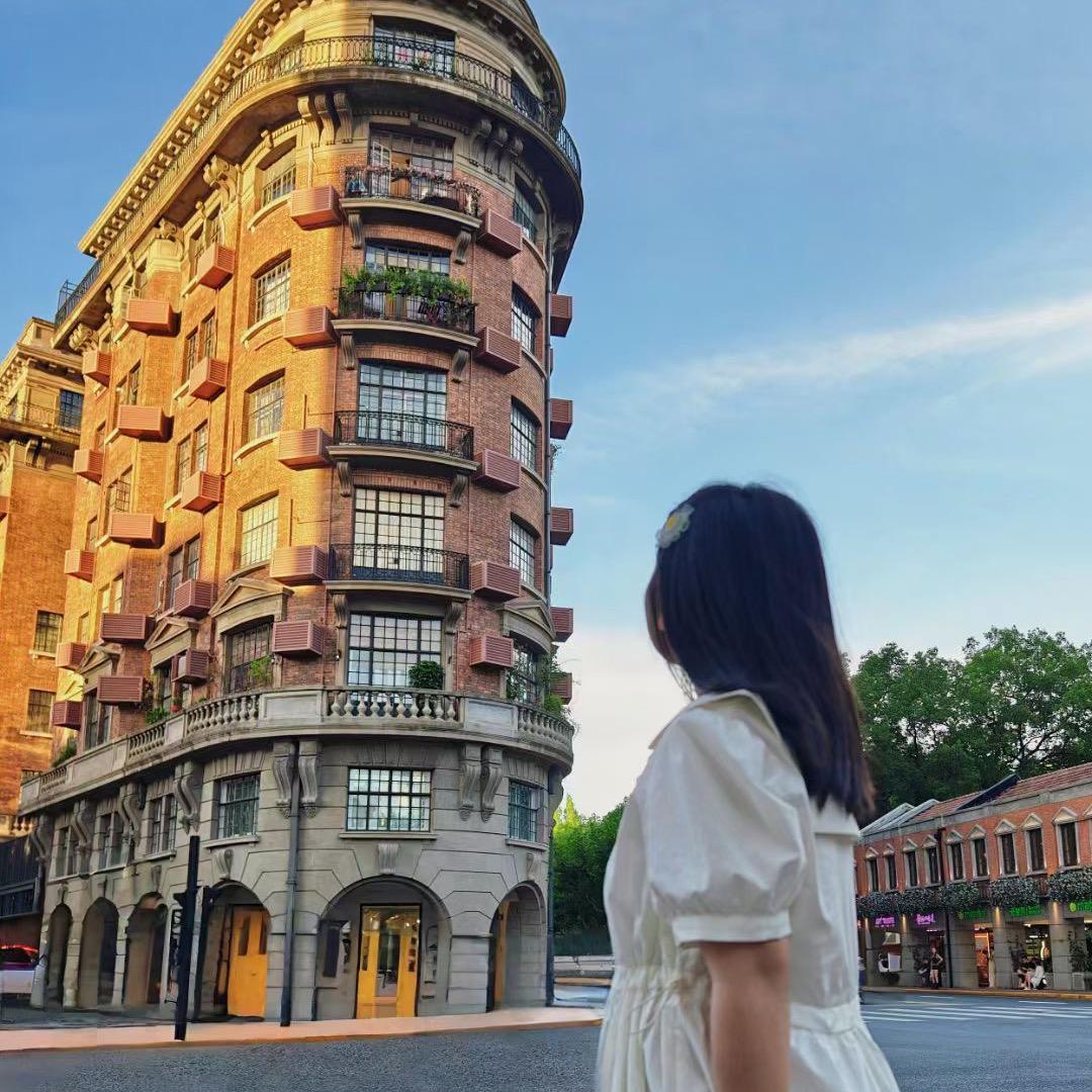 &莹莹