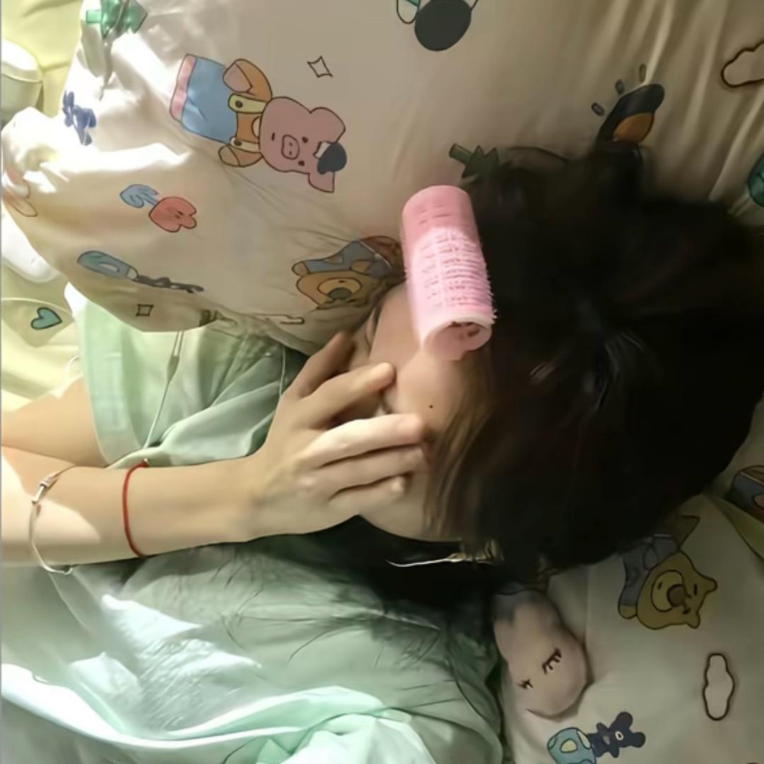 yy^
