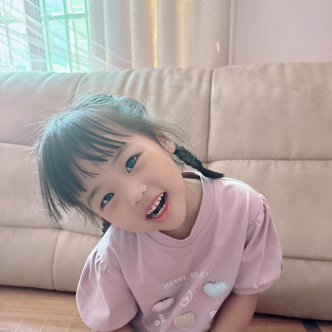静静来咯