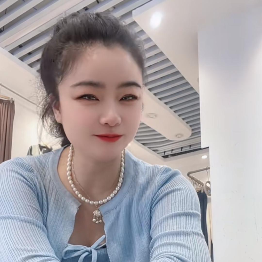 大美+梨形实体女装