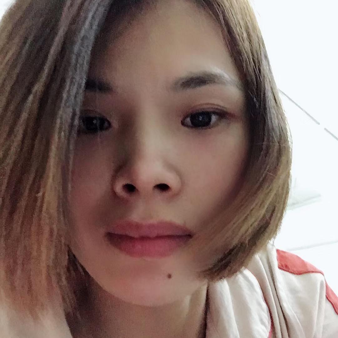 黄小小