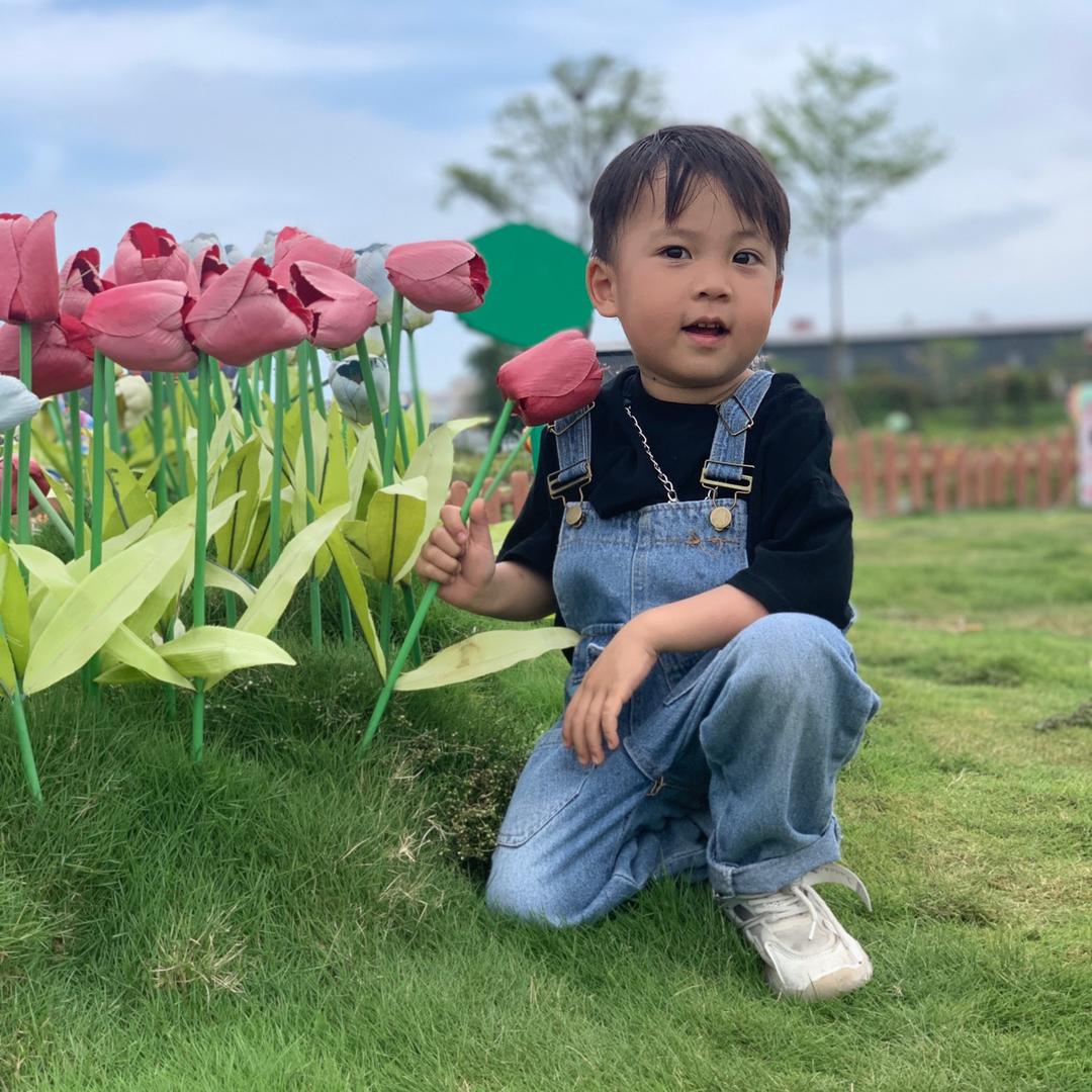 Chꕤen·ᰔᩚ、hao婷💋