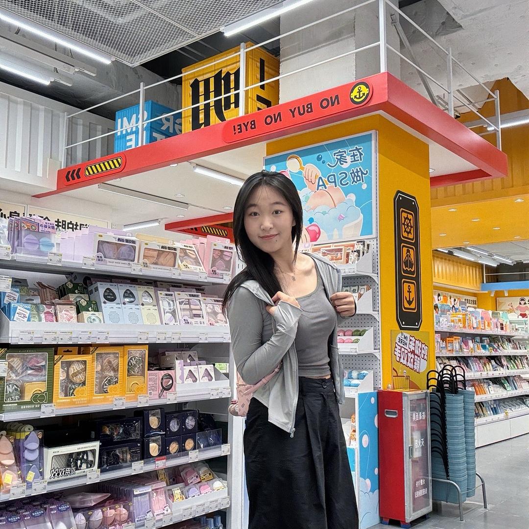 我好喜欢李✨