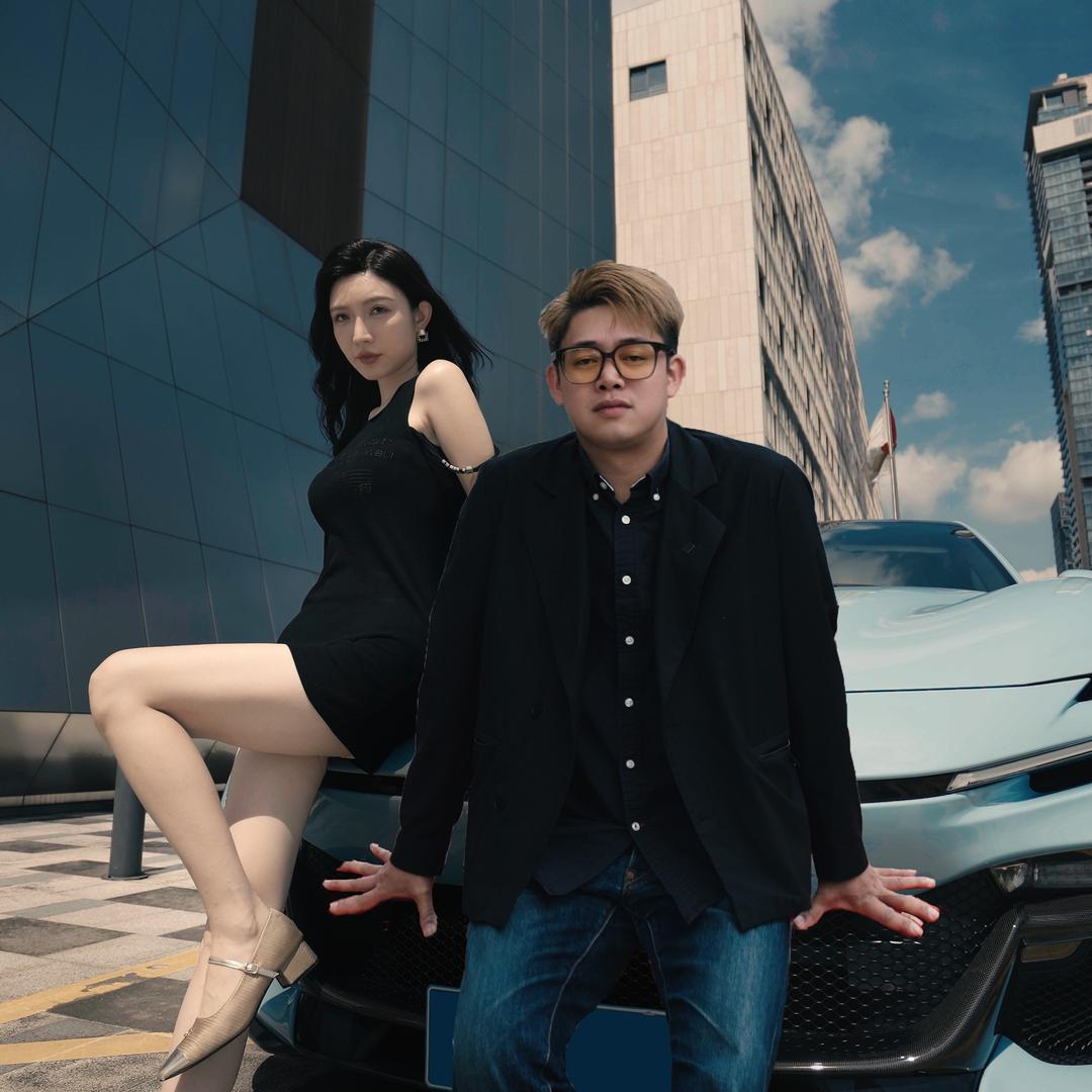 郑经撩车