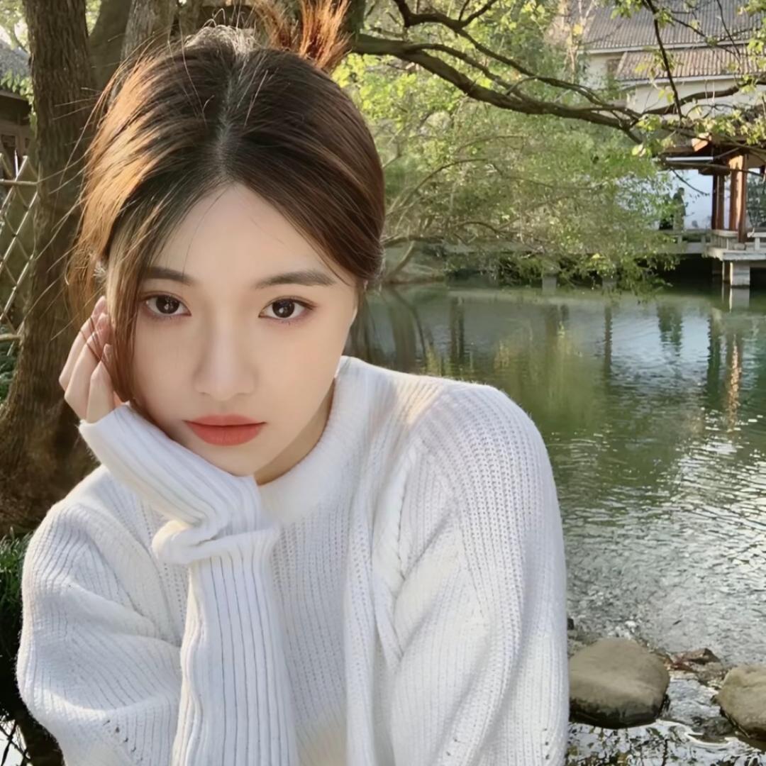 月曦.