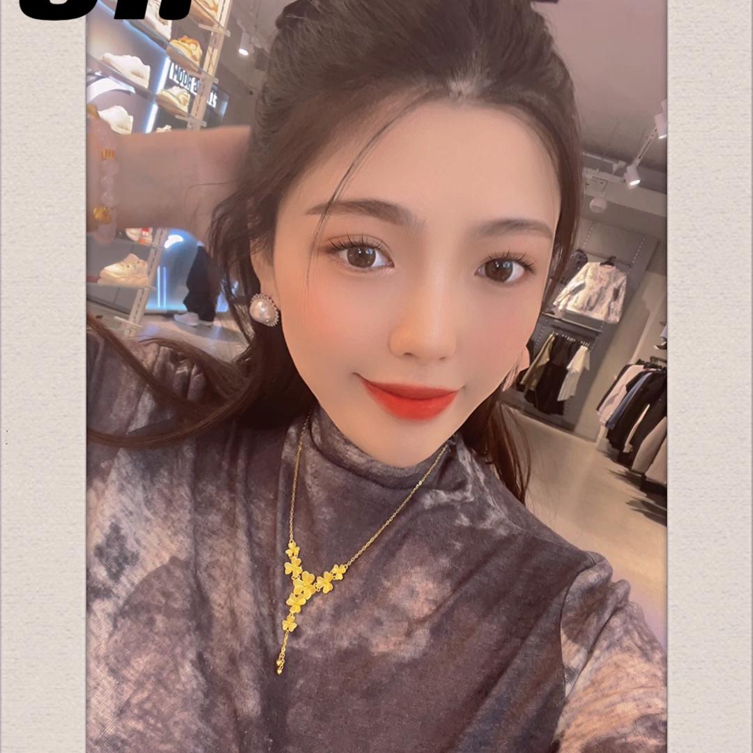 叫我双双就好呀