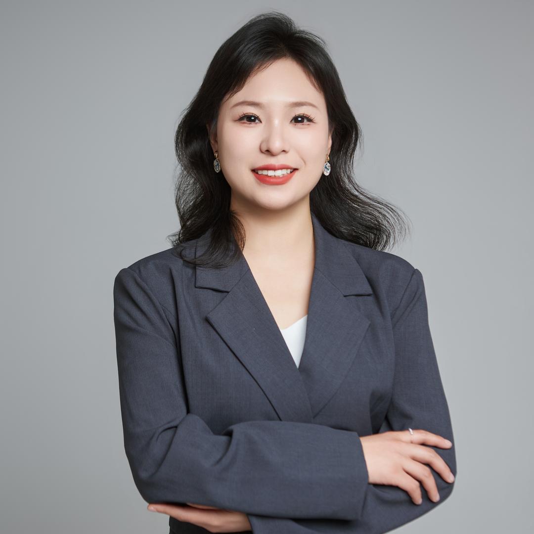崔娜娜-艾迪儿书画银杏校区