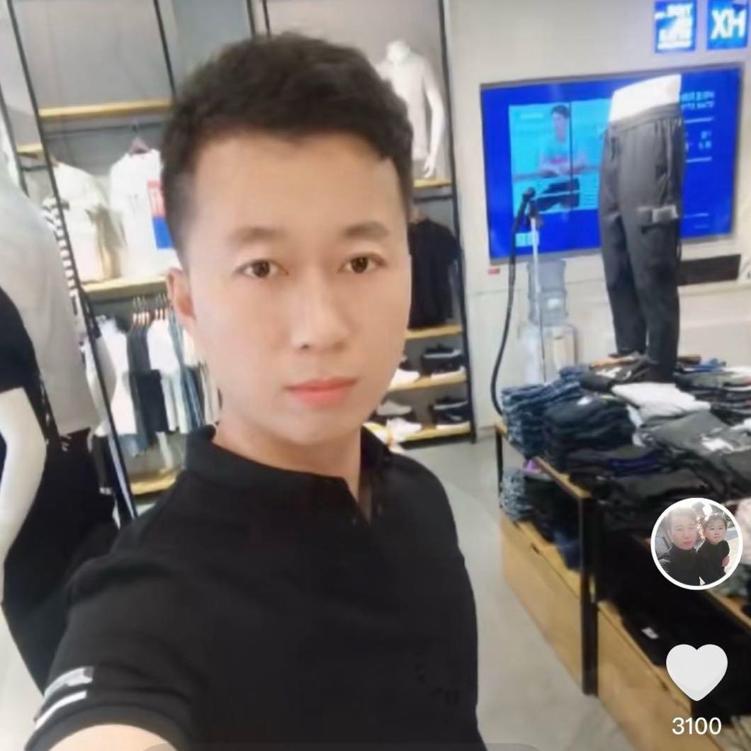 吴记《专注二手车》