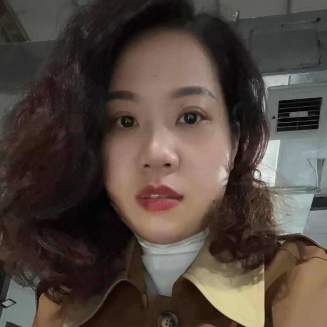 刘丽青