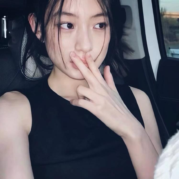 奚奚.