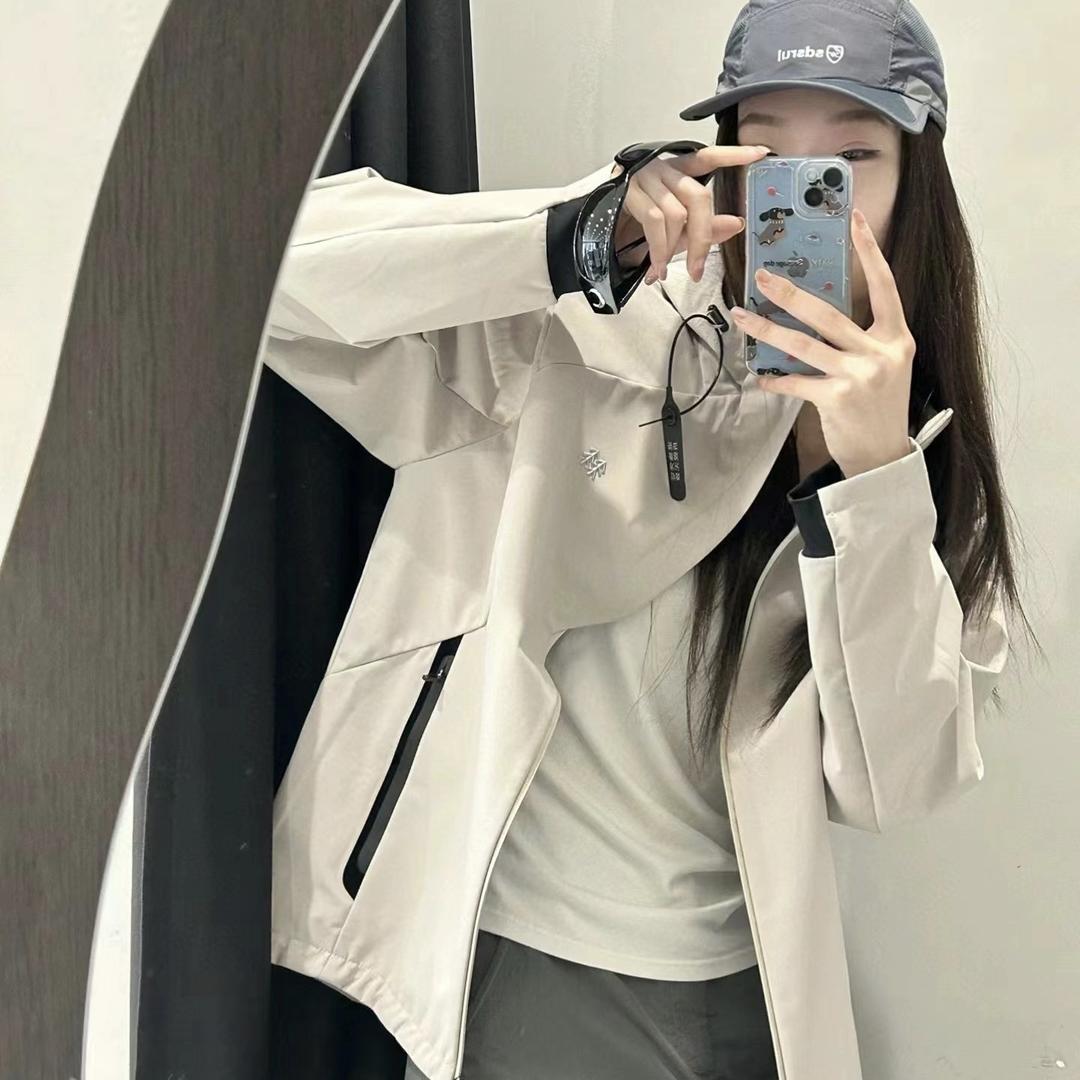 韩美鑫服饰