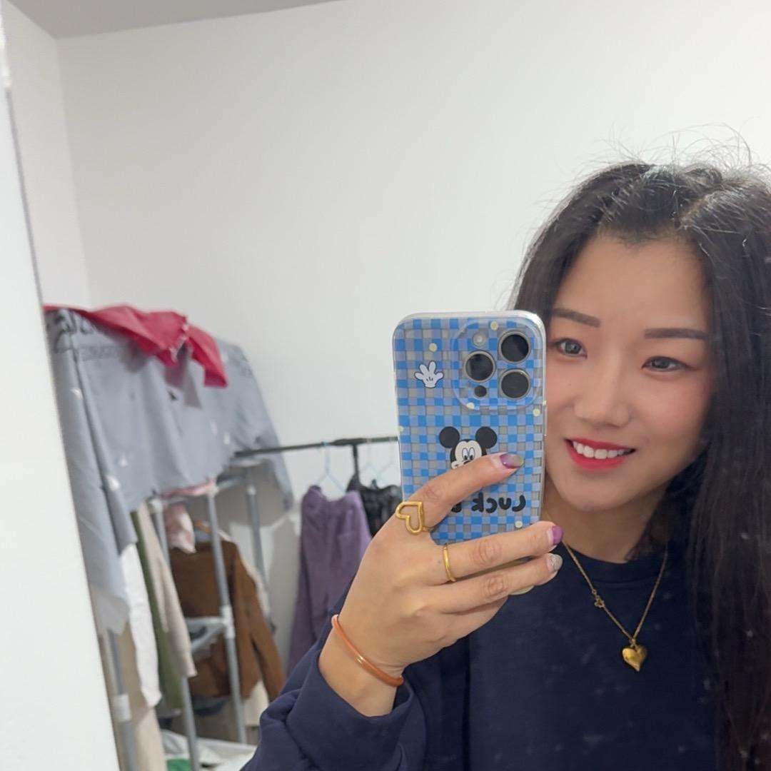 比丰田霸道的妞