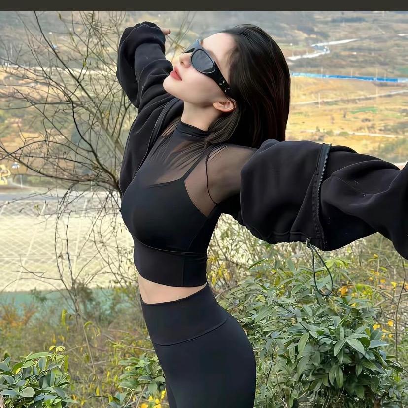 鹿鹿.