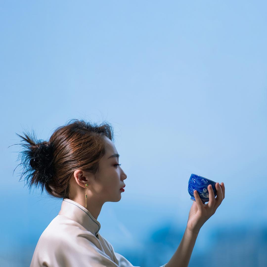 春风晨晨