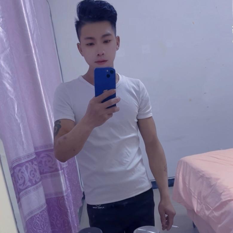 🍓苟@倾国倾城