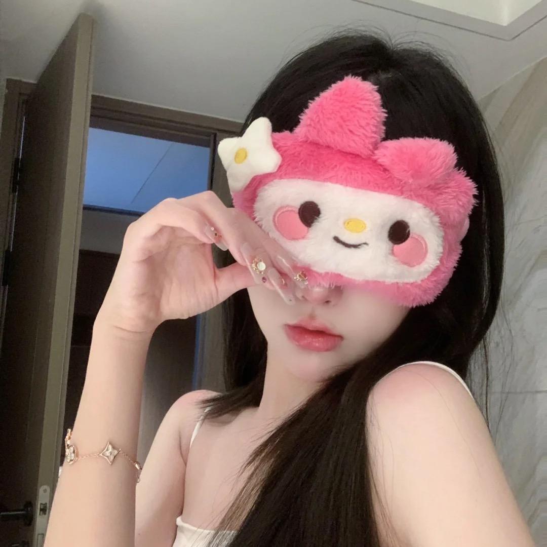 林鹿鹿-