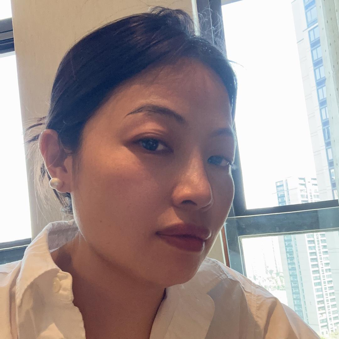卖女装的李小云