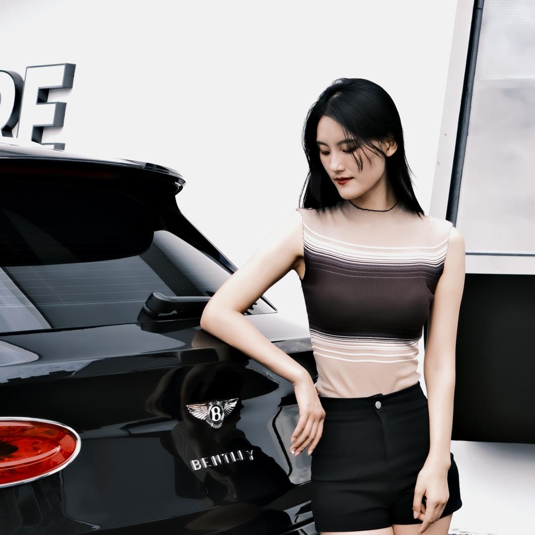 成都86名车馆二手车