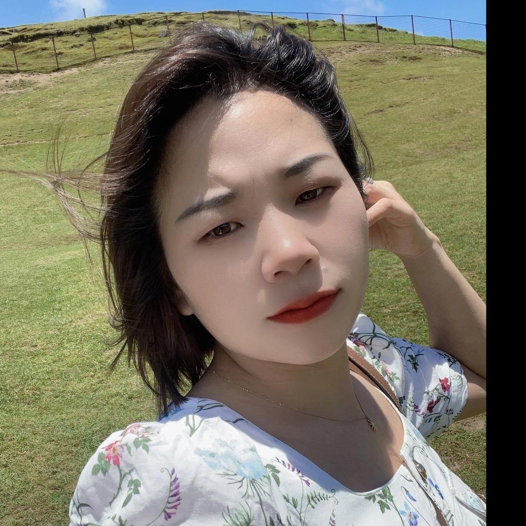铜仁园东建材超市的老板娘