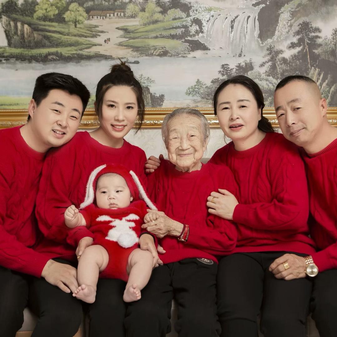 大林一家人