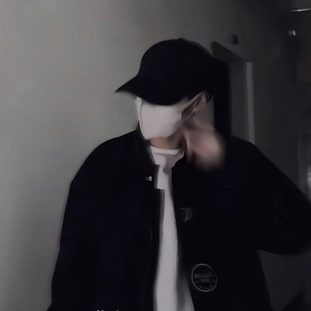 忧郁的绝世帅哥