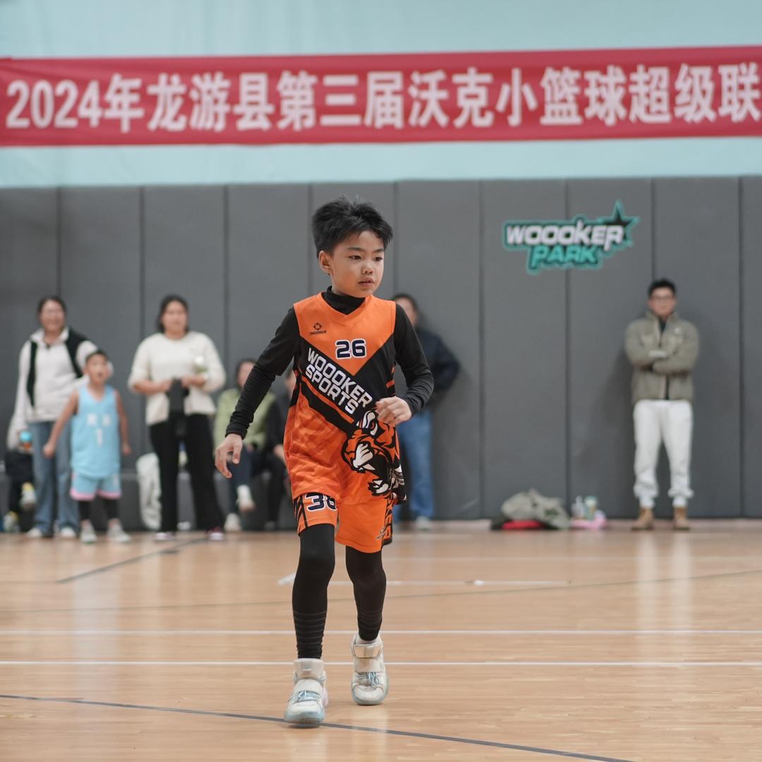 江一帆坚持练球