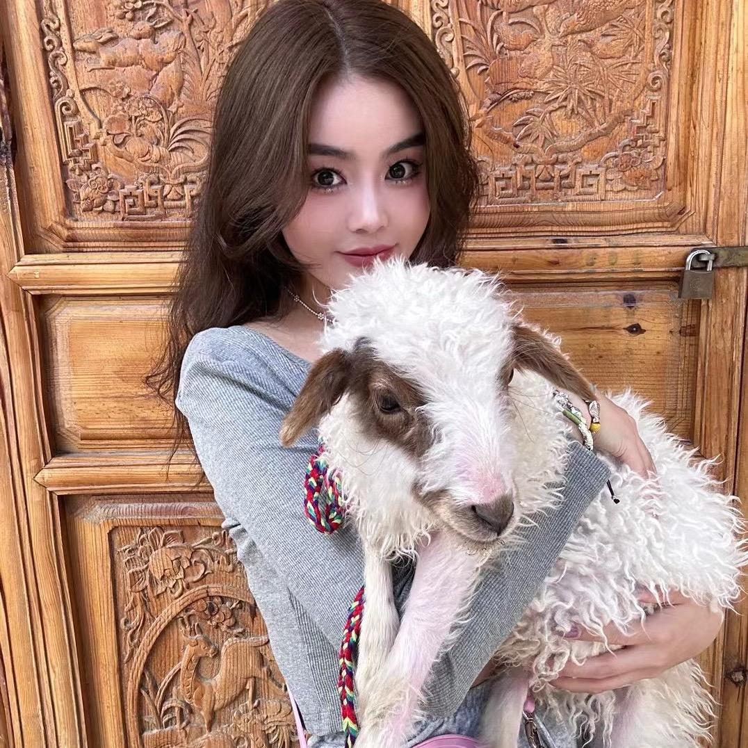 小Y、