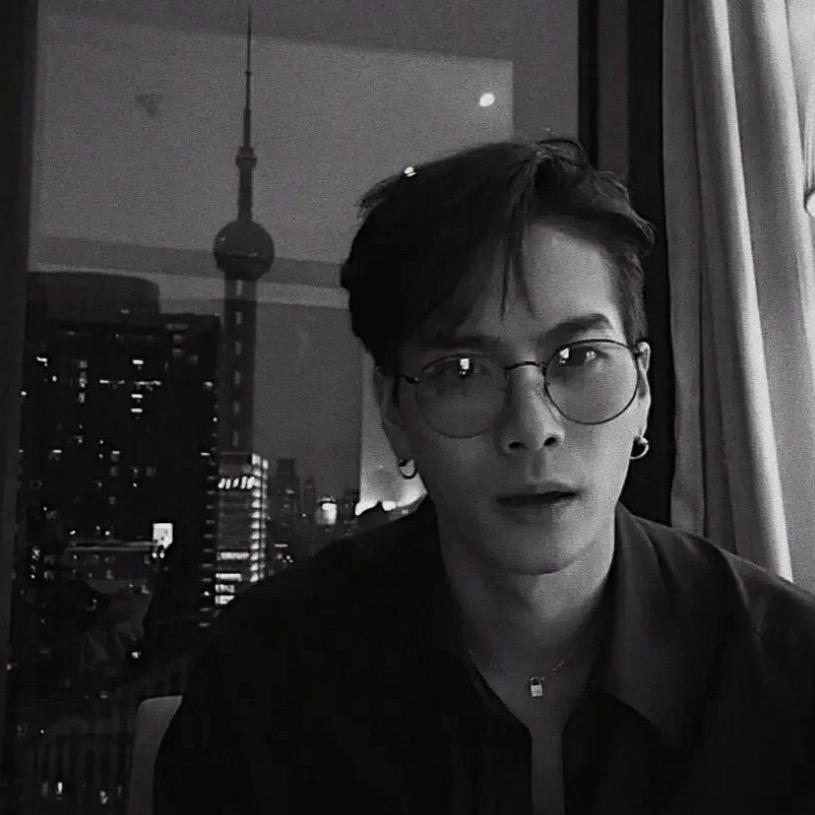 小杨寻镯吖
