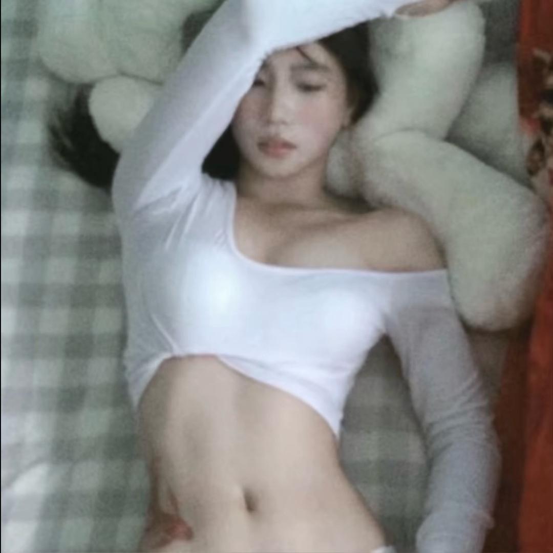 如初.