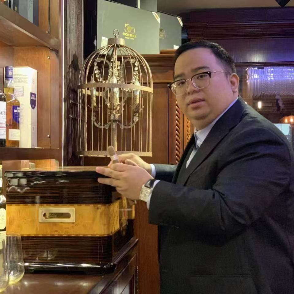 得闲饮茶一东莞肥仔伟