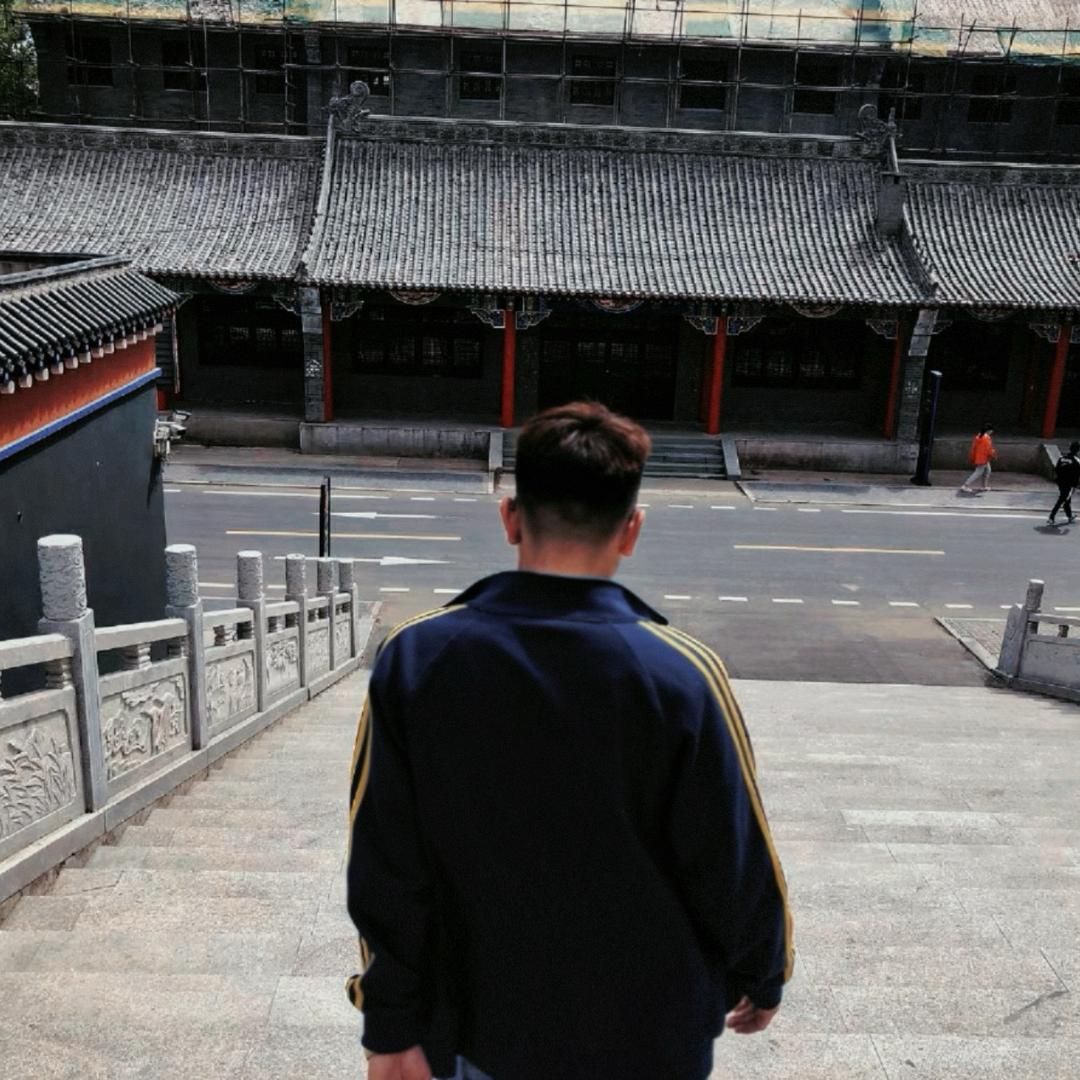 心事都在酒里