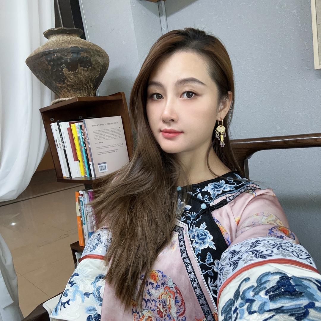 赵清越