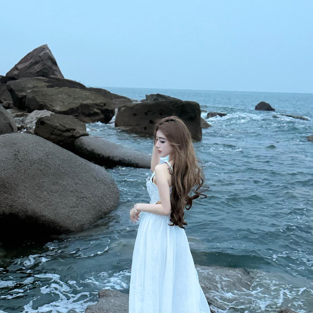 会咬人的兔子🐰