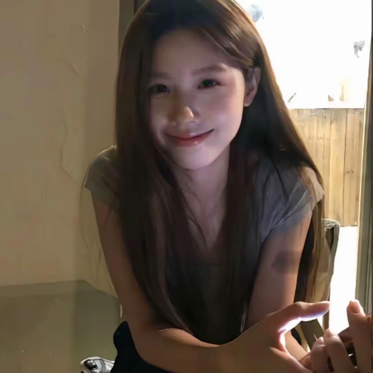 女王殿下的妹妹养的猫的主人
