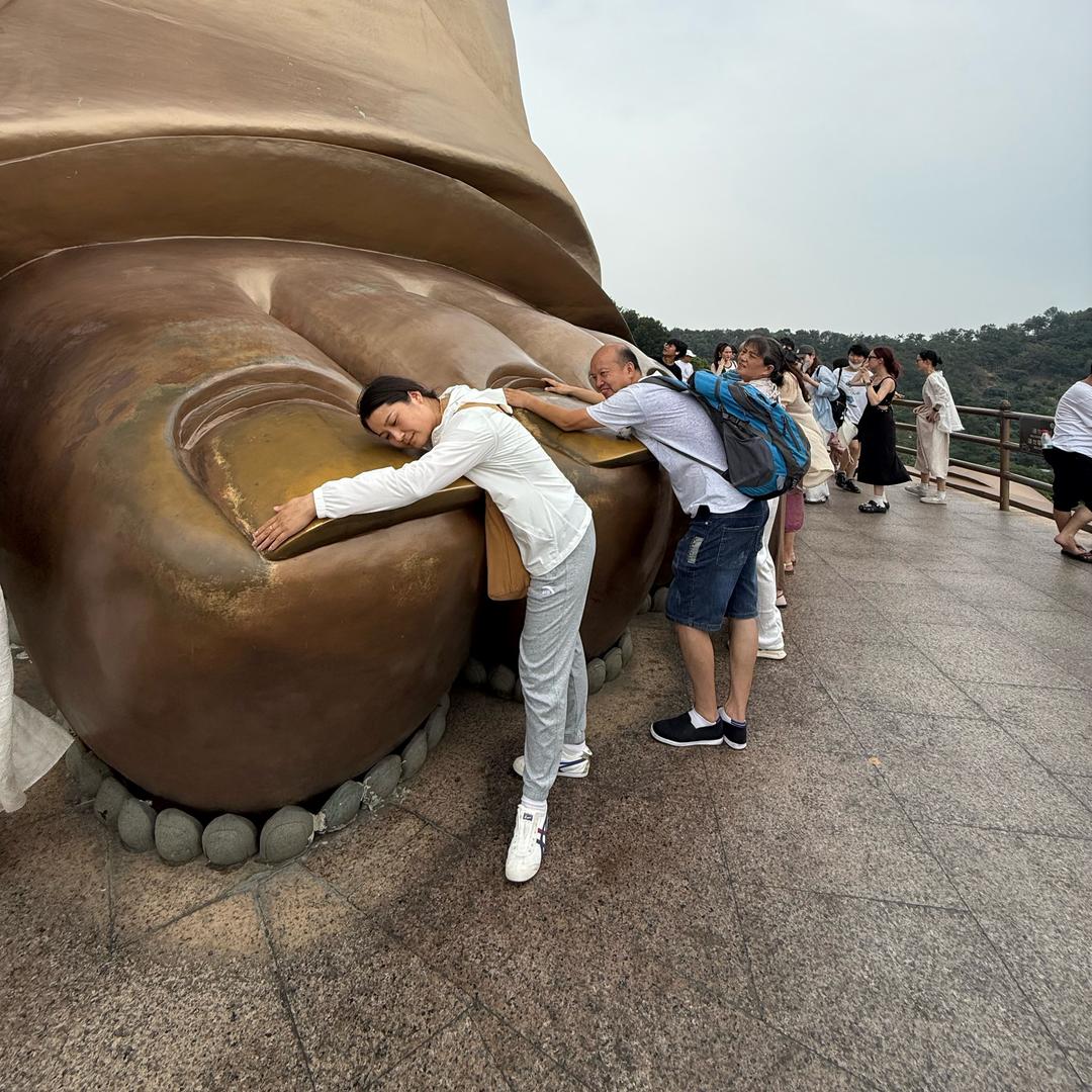 鸿顺