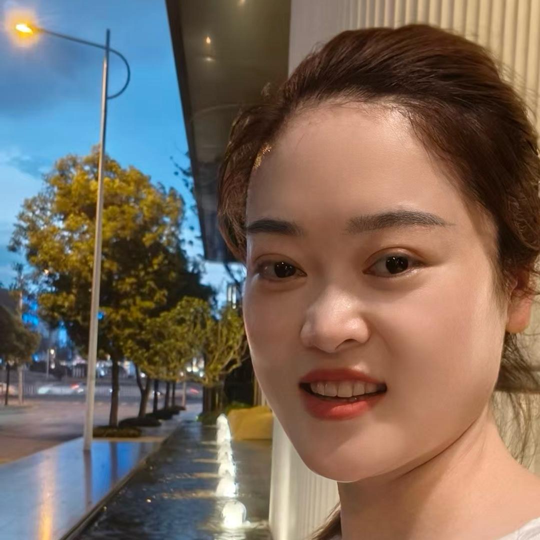 陈雪百衣汇服装超市